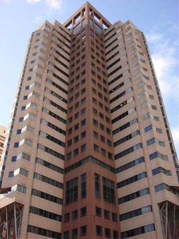 File:RealWorld Triangle House.jpg