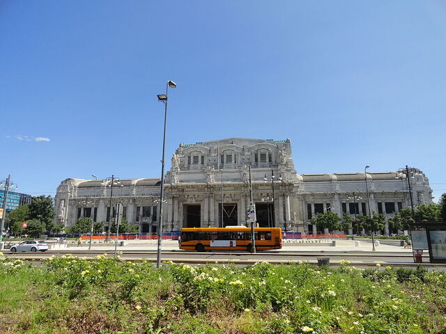 File:RealWorld Stacchini Station.jpg
