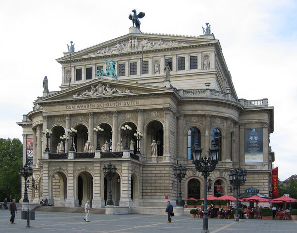 File:Alte Oper.jpg