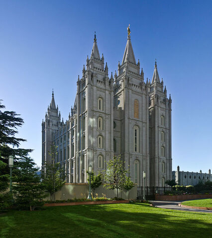 File:RealWorld Salt Lake Temple.jpg