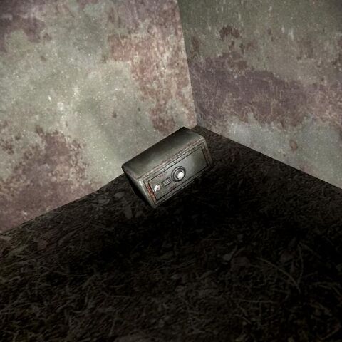 Файл:21. Сейф у трубі 01.jpg