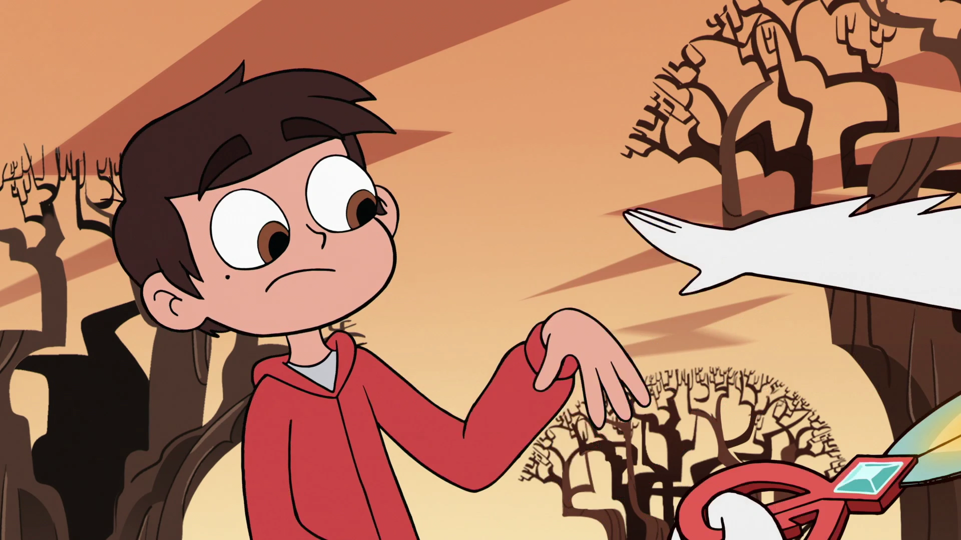 Image S2E31 Hekapoo smacks Marco Diaz's hand away.png