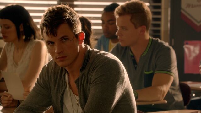 File:Starcrossedtv 101pilot screencaps 1195.jpg