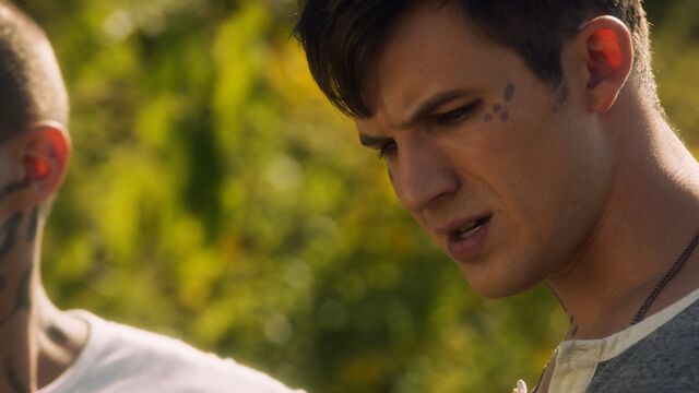 File:Starcrossed107-0627.jpg