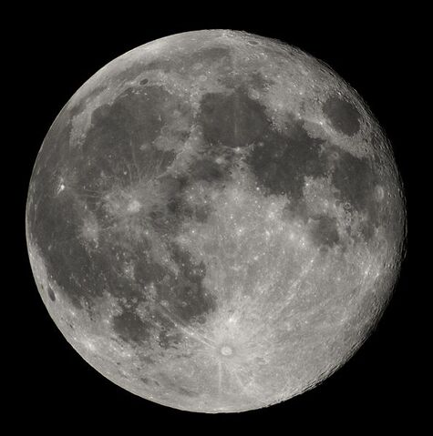 File:Luna Real1.jpg
