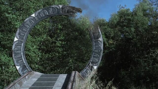 File:Broken gate.jpg