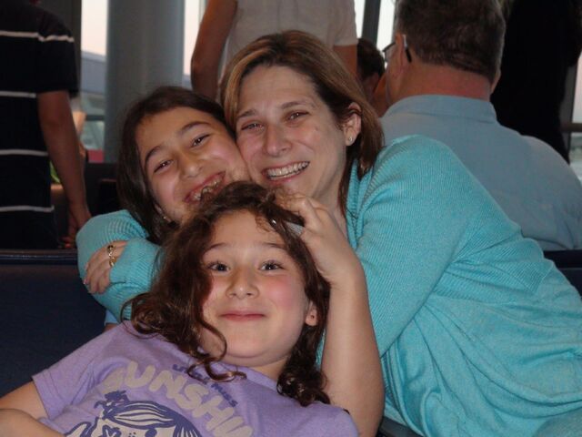 File:Cooper girls.jpg