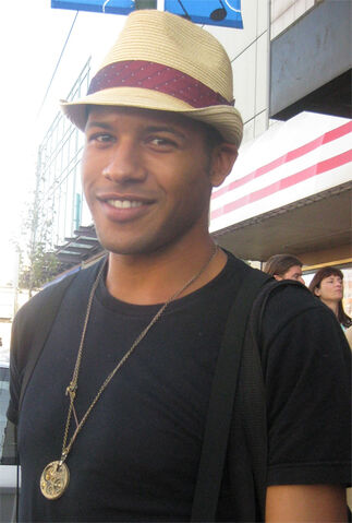 File:Jeffrey Bowyer-Chapman.jpg
