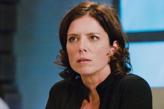 File:ElizabethWeir.jpg