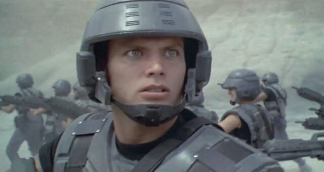 Archivo:Casper-van-dien-as-johnny-rico-in-starship.jpg