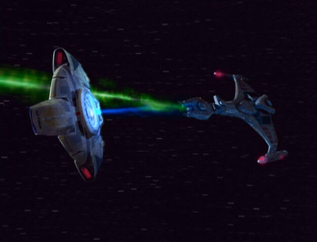 File:Defiant tows Vorcha.jpg