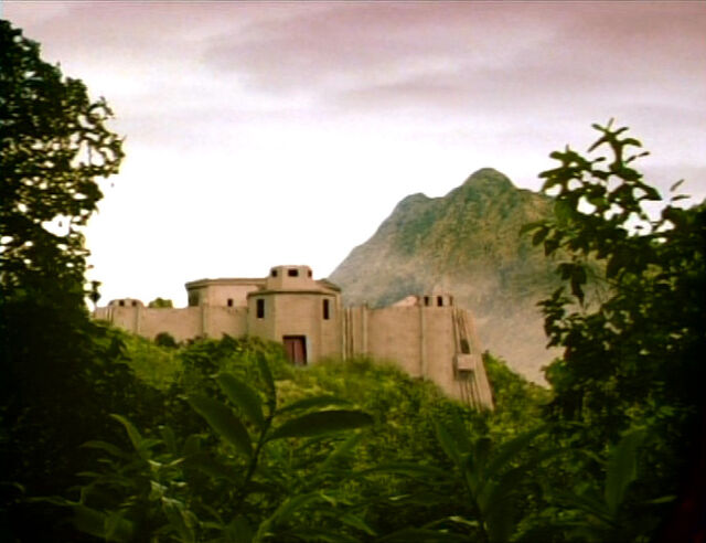 File:Carraya IV surface.jpg