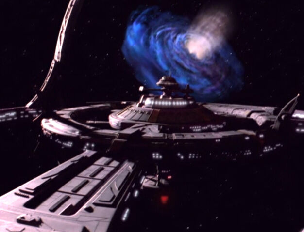 File:DS9 wormhole.jpg