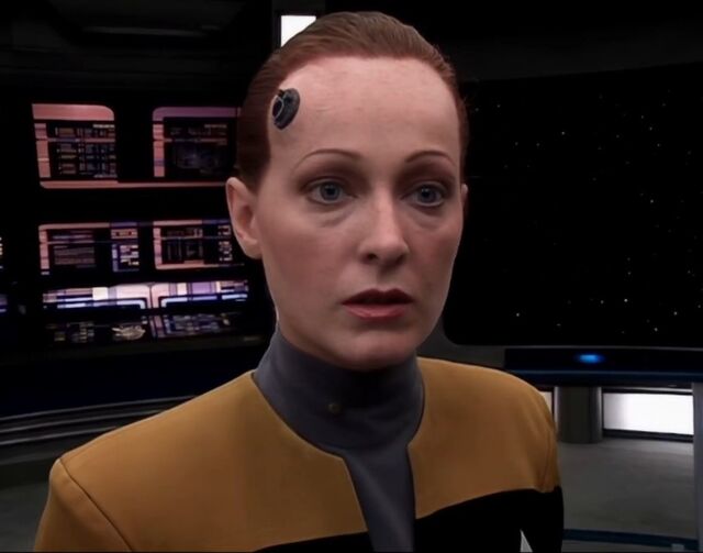 File:Ensign Targus.jpg
