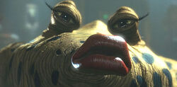 Sy Snootles close