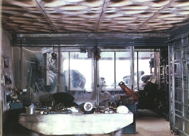 File:Tosche station interior.jpg