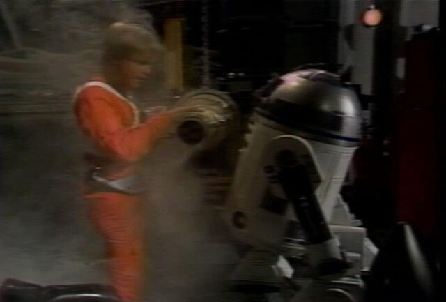 Fil:Lukeworkingonxwing.jpg