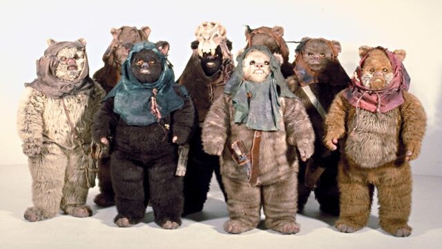 File:805px-Ewoks-endor.jpg