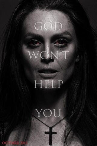 File:CARRIE-Julianne-Moore.jpg