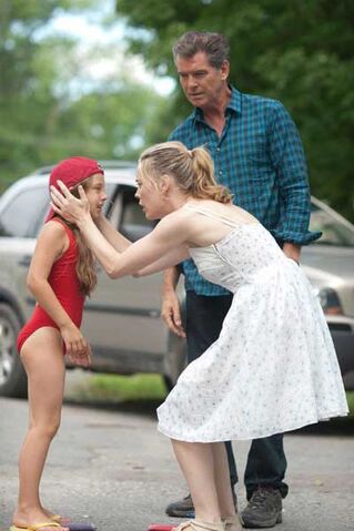 File:Bag-of-Bones-movie-2011-stephen-king-4.jpg