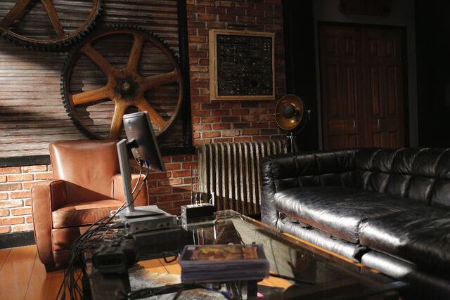 File:BTS-1x04-09.jpg