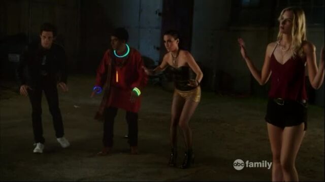 File:Stitchers1.02-2015-06-12-15h15m04s0.jpg