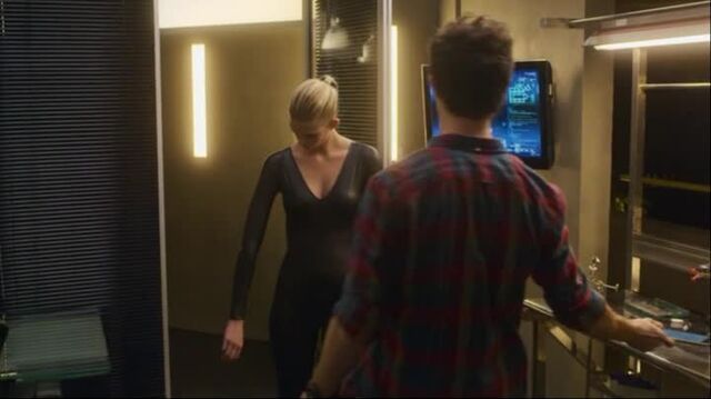 File:Stitchers1.01-00174.jpg