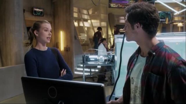 File:Stitchers1.01-00163.jpg