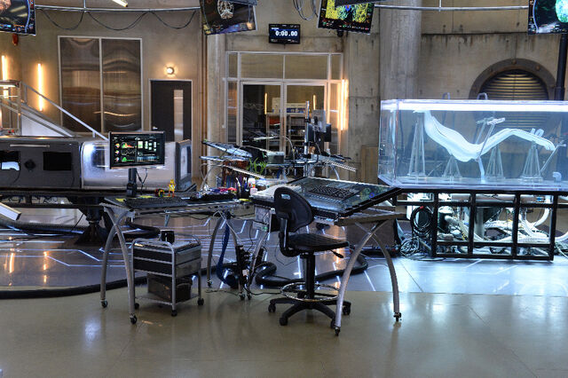 File:BTS-1x05-17.jpg
