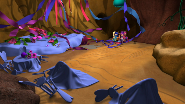 File:Messy.png