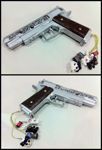 File:Guncharms05.jpg