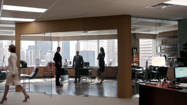File:S02E05P15.png