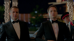 S02E06P025 Harvey and Mike