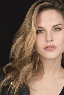 Chloe Brooks.jpg