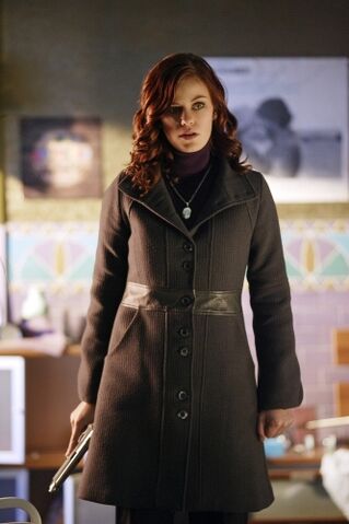 File:Tess Mercer.jpg