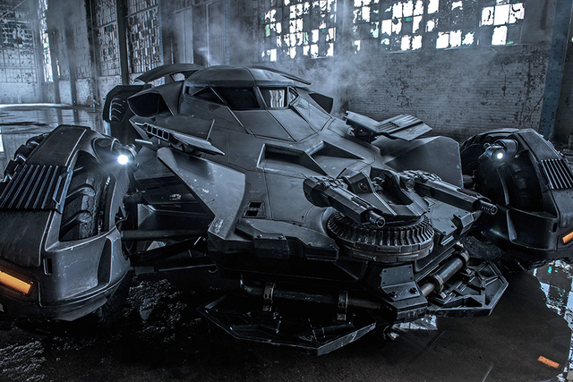 Archivo:Batmobile BVS.png