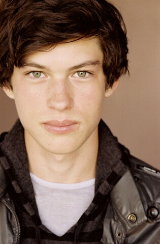File:Graham Phillips.jpg