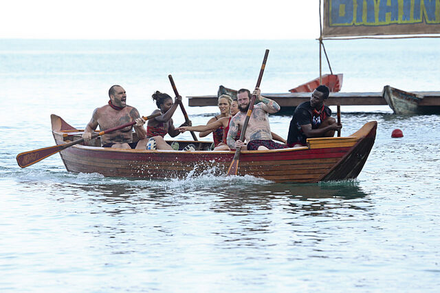 File:To tang kaoh rong wooden ships.jpg