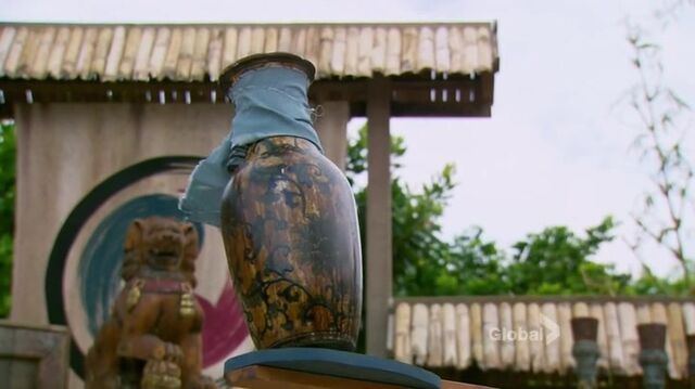 File:Survivor.s27e14.hdtv.x264-2hd 0212.jpg