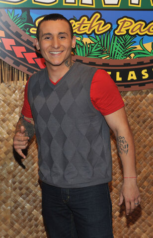 File:Brandon+Hantz+CBS+Survivor+South+Pacific+Finale+58OI Eav3NMx.jpg