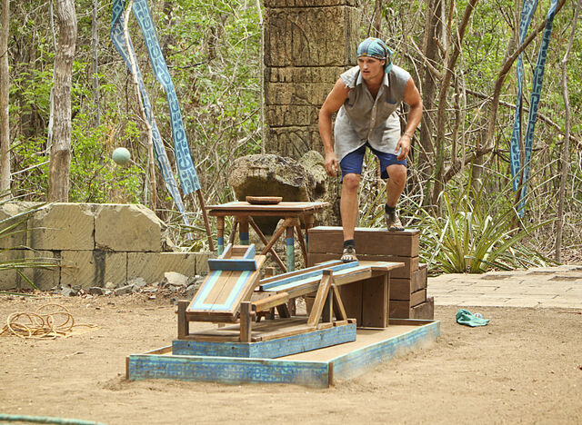 File:0006-s29 press images ep4 0006.jpg