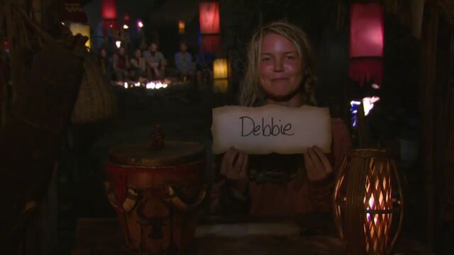 File:Julia votes debbie.jpg