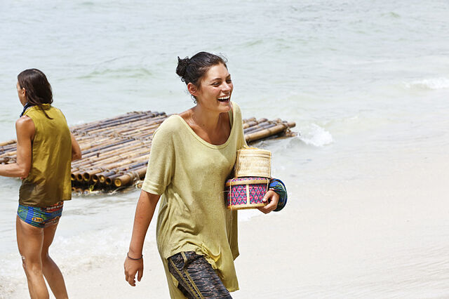 File:S32 press images ep7 106308 D20493b.jpg