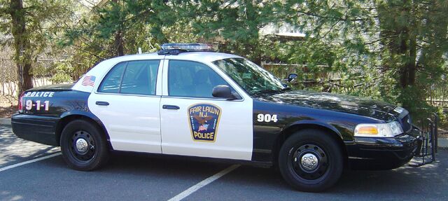 File:Policecar.jpg