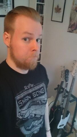 File:Shirt9.jpg