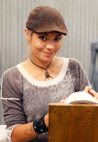 File:Regina jiganti.jpg