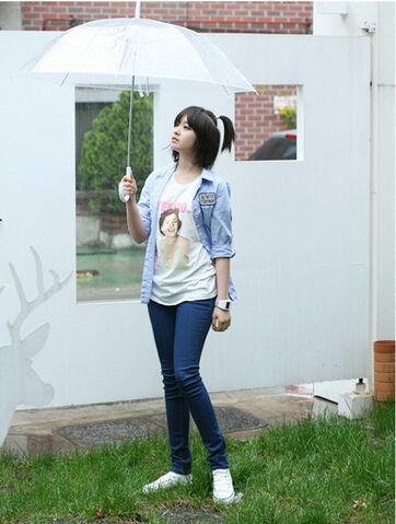 Archivo:JiYeon296.jpg