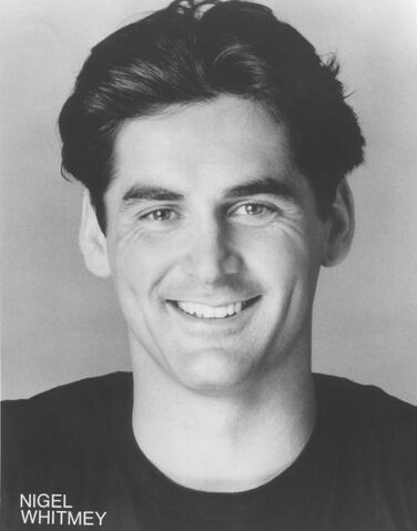 Datei:1295128-nigel whitmey 1.jpg