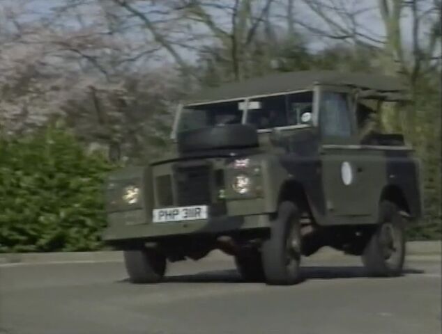 File:UNIT Land Rover Downtime.jpg