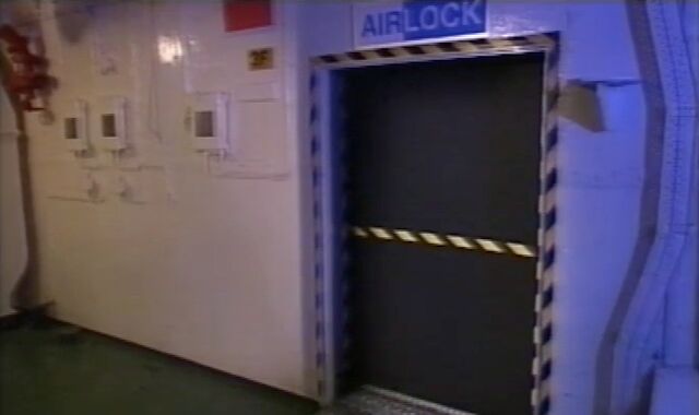File:Airlock on Tiger Moth.jpg